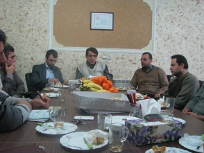 جلسه هماهنگی سرپرست واحد استانی کردستان با کارکنان به مناسبت گرامیداشت دهه فجر94