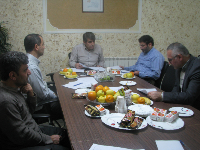 دکتر جوادی: جذب متقاضیان جدید تدریس در دانشگاه طبق دستورالعمل ها و شایستگی افراد صورت می گیرد.