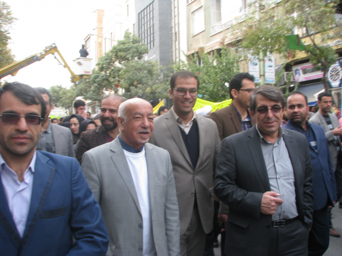 حضور مجموعه دانشگاه جامع علمی کاربردی استان کردستان در راهپیمایی یوم الله سیزده آبان