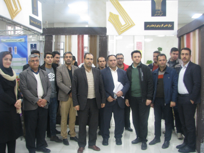 بازدید نماینده دانشگاه جامع علمی کاربردی کشور از چهارمین نمایشگاه اشتغال و توسعه کار آفرینی