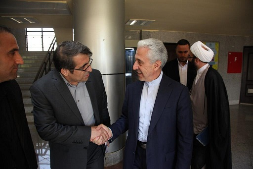 افزایش رشته های علمی کاربردی در استان ها را حمایت می کنیم