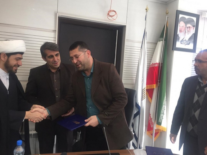 تجلیل از مراکزفعال و پژوهشگران برتر پنجمین نمایشگاه اشتغال و کارآفرینی دانشگاه علمی کاربردی استان کردستان