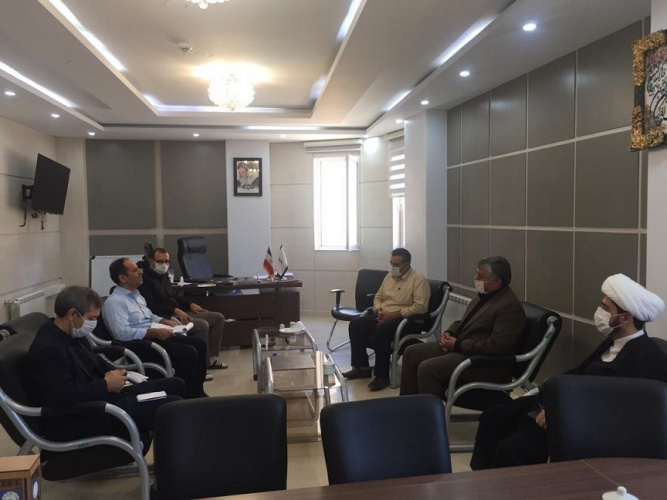 نشست سرپرست دانشگاه علمی کاربردی استان کردستان با مدیر کل بنیاد شهید و امورایثارگران برگزار شد