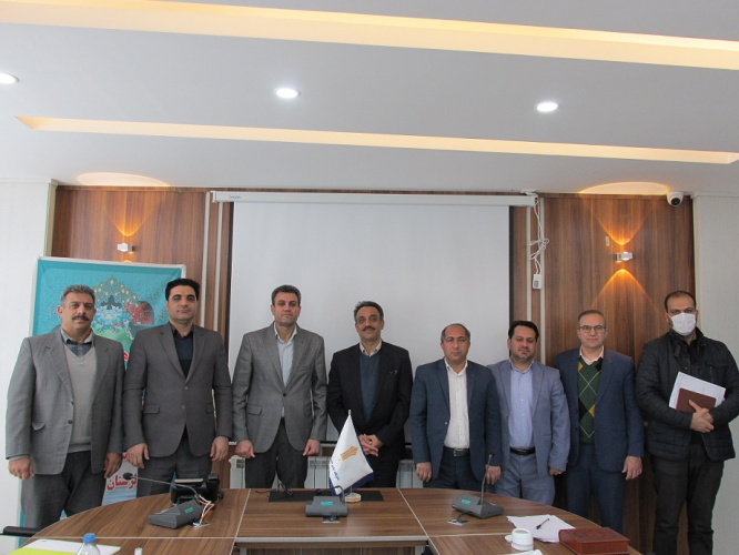 برگزاری جلسه شورای هماهنگی روسای واحدهای استانی منطقه ۵ دانشگاه جامع علمی کاربردی