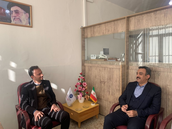 دیدار بدون واسطه دانش آموختگان دانشگاهی با صنعتگران و کارآفرینان استان