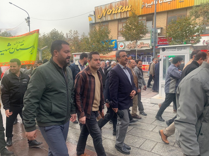 حضور دانشگاه جامع علمی کاربردی استان کردستان در راهپیمایی یوم الله ۱۳ آبان