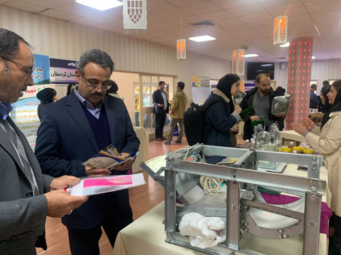 حضوردانشگاه جامع علمی کاربردی استان کردستان درنمایش کارآفرینی هفته پژوهش ۱۴۰۳